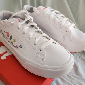 Puma Kaia Platform Sneaker Floral